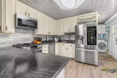 Kitchen - 3210 Sunrise View St, Mchenry, IL 60050 photo 1 of 2