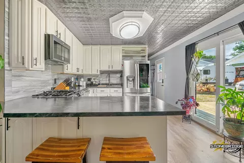 Kitchen - 3210 Sunrise View St, Mchenry, IL 60050 photo 2 of 2