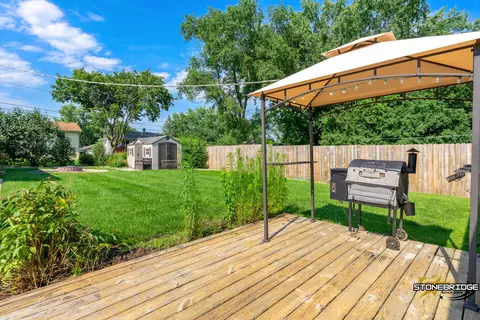Exterior - 3210 Sunrise View St, Mchenry, IL 60050 photo 2 of 6