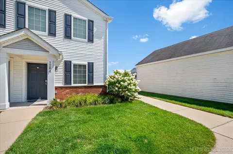 128 Bertram Dr #A, Yorkville, IL 60560