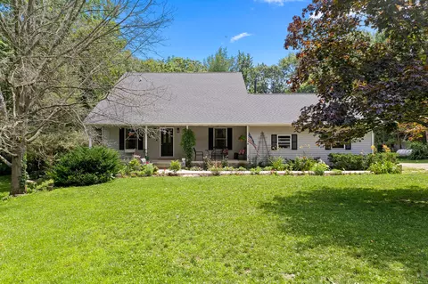 145 Zimmerman Rd, East Peoria, IL 61611
