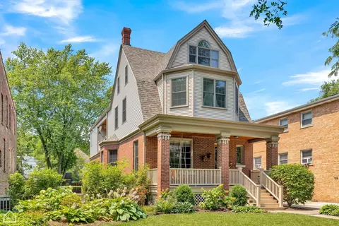 3922 N Lowell Ave, Chicago, IL 60641