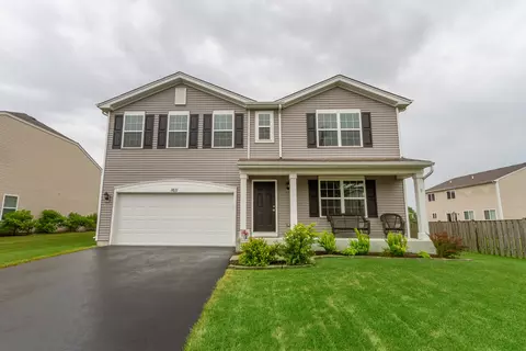 1611 Lakeland Ln, Pingree Grove, IL 60140