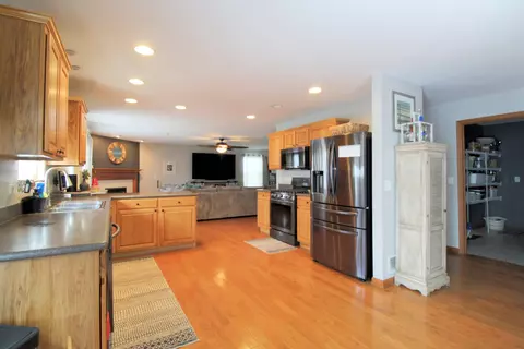 600 Lewis St, Bourbonnais, IL 60914 photo 8