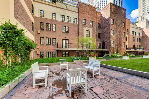 210 E Walton Pl #C, Chicago, IL 60611 photo 54