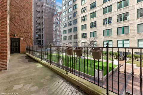 210 E Walton Pl #C, Chicago, IL 60611 photo 36