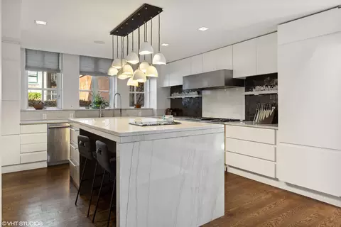 210 E Walton Pl #C, Chicago, IL 60611 photo 6