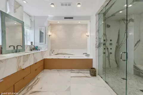 210 E Walton Pl #C, Chicago, IL 60611 photo 27