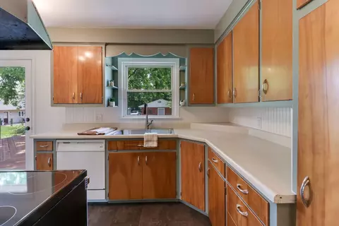 705 Dale St, Normal, IL 61761 photo 13