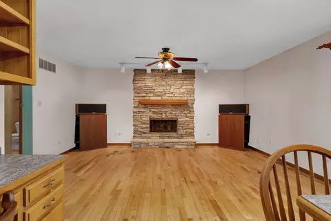 2309 Hess Dr, Crest Hill, IL 60403 photo 14