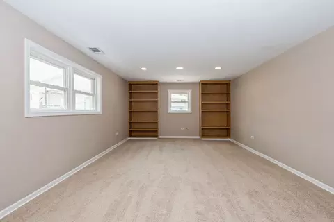 14531 Kilpatrick Ave, Midlothian, IL 60445 photo 3