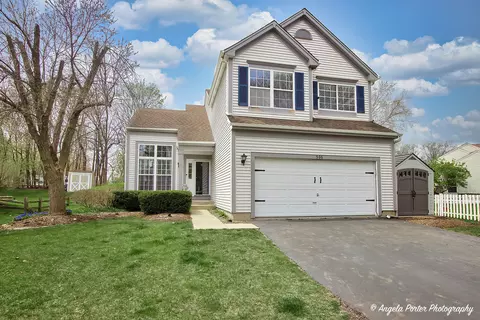 506 Crystal Pl, Gurnee, IL 60031