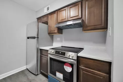6153 Knoll Way Dr #103, Willowbrook, IL 60527 photo 18