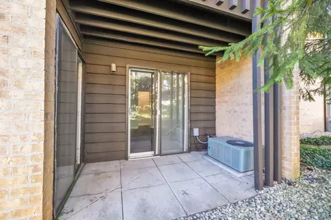 6153 Knoll Way Dr #103, Willowbrook, IL 60527 photo 26