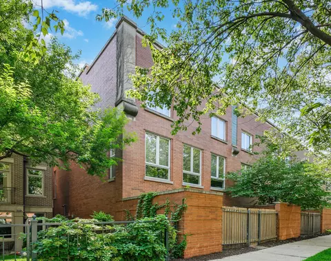 2721 N Greenview Ave, Chicago, IL 60614