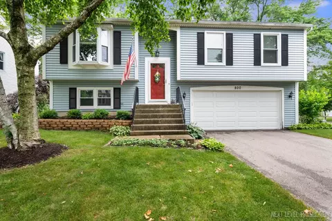 800 Lexington Ave, Saint Charles, IL 60174