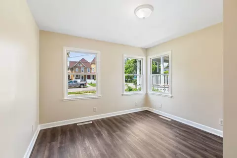 Living - 467 N Spring St, Elgin, IL 60120 photo 6 of 6