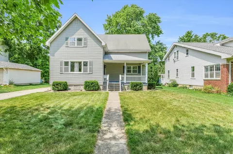 421 E Belle Ave, Rantoul, IL 61866 photo 2