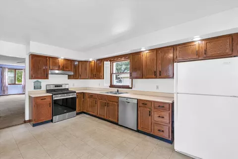 421 E Belle Ave, Rantoul, IL 61866 photo 13