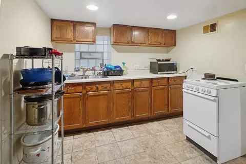 Kitchen - 7041 S Carpenter St, Chicago, IL 60621 photo 2 of 2