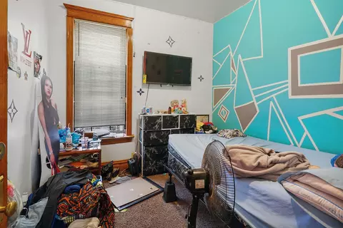 Bedroom - 7041 S Carpenter St, Chicago, IL 60621 photo 2 of 5