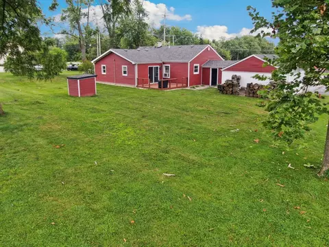 Exterior - 22710 State St, Steger, IL 60475 photo 6 of 8