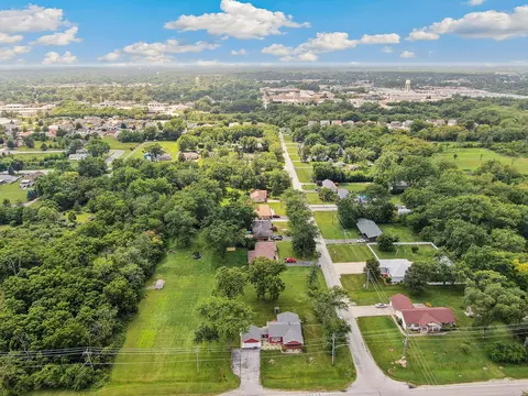 View/Area - 22710 State St, Steger, IL 60475 photo 3 of 6