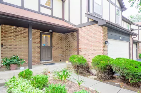 349 Meadowview Ct, Bloomingdale, IL 60108