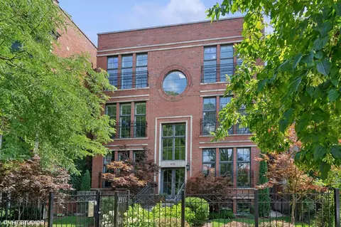 4721 N Malden St #3S, Chicago, IL 60640