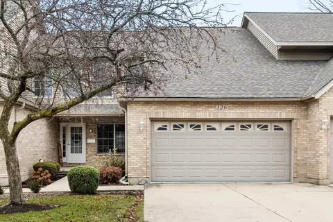 126 S Mclaren South Dr #126, Sycamore, IL 60178