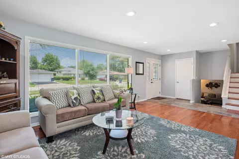 Other - 205 Dulles Rd, Des Plaines, IL 60016 photo 1 of 3