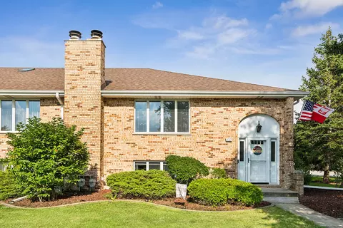 15347 S 73rd Ave #28, Orland Park, IL 60462