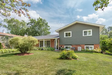 21 W081 Coronet Rd, Lombard, IL 60148