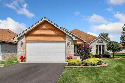 18337 Pinewood Ln, Tinley Park, IL 60477