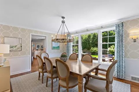 Dining - 1101 Golfview Rd, Glenview, IL 60025 photo 3 of 3