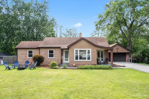 5726 Howard Ave, La Grange Highlands, IL 60525