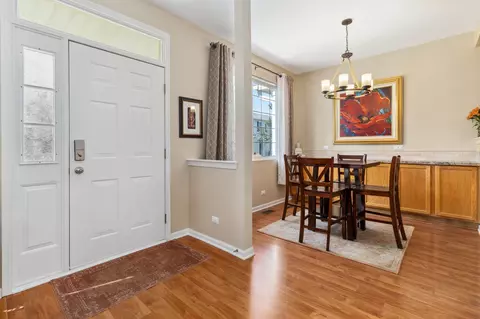Entry Way - 810 County Line Rd, Aurora, IL 60502 photo 1 of 2