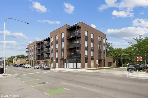 504 N Leavitt St #305, Chicago, IL 60612