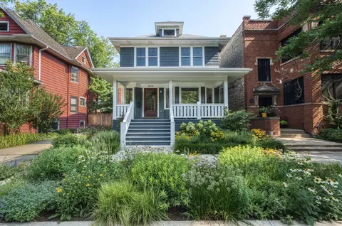 3034 W Wilson Ave, Chicago, IL 60625