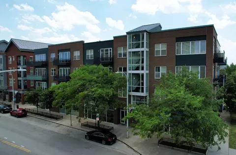 17 W 35th St #206, Chicago, IL 60616
