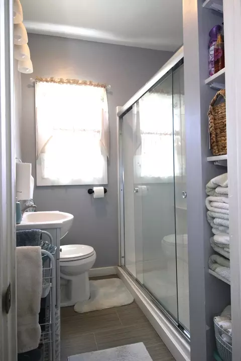 Bath - 815 E Monroe St, Bloomington, IL 61701 photo 1 of 2