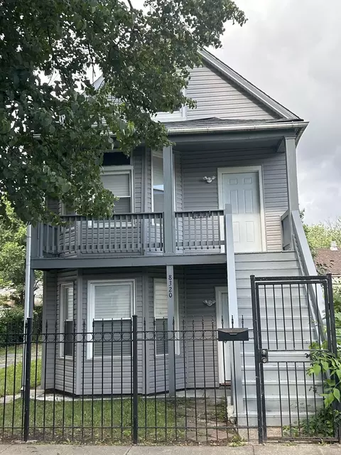 8320 S Kingston Ave, Chicago, IL 60617