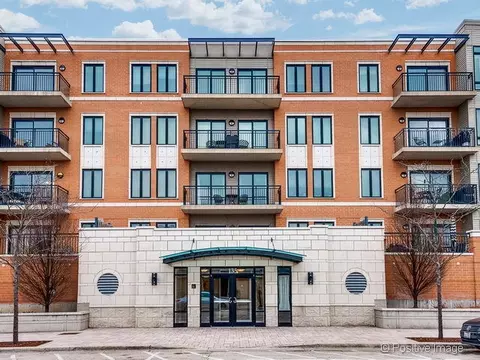 135 S York St #420, Elmhurst, IL 60126