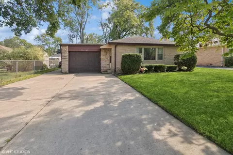 1108 Argyle St, Bensenville, IL 60106