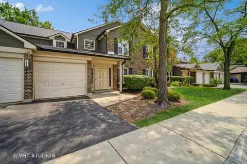 186 Grove Ave #A, Des Plaines, IL 60016