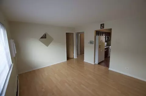 Living - 5307 S 73rd Ct, Summit, IL 60501 photo 2 of 3