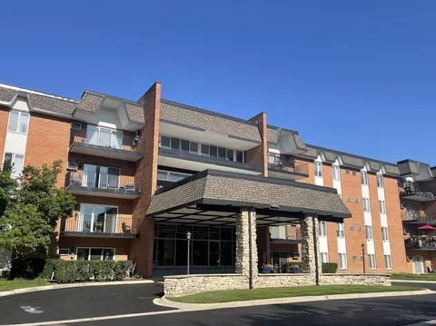 4225 Saratoga Ave #407B, Downers Grove, IL 60515