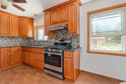 2531 Peter Rd, Des Plaines, IL 60018 photo 7