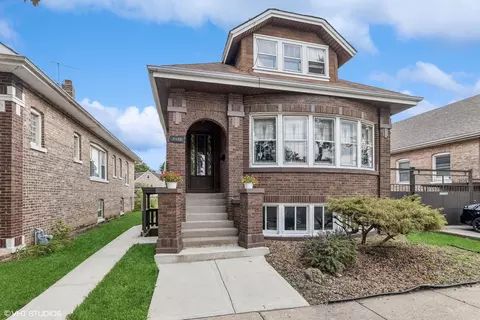 6428 27th Pl, Berwyn, IL 60402