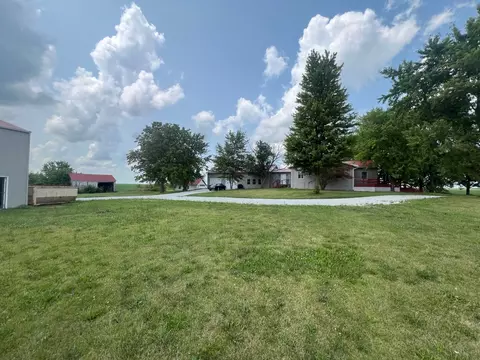 21867 N 3300 East Rd, Emington, IL 60934